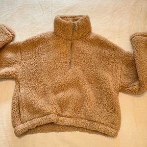 Hollister fluffy jacket